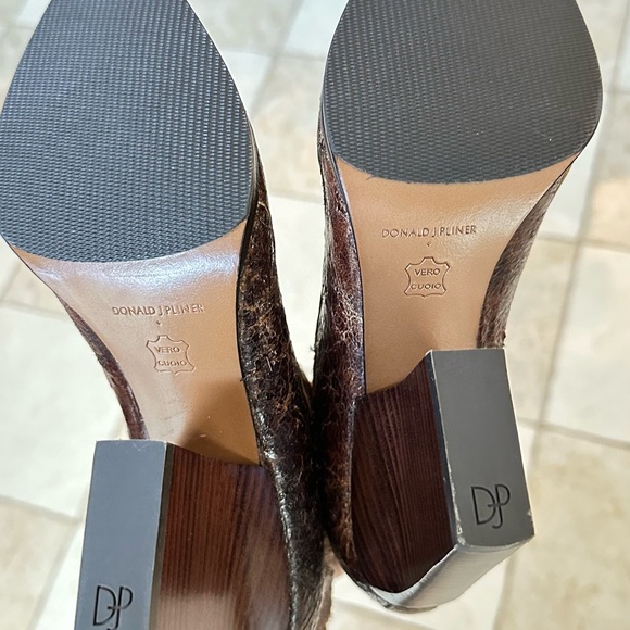 Donald J. Pliner Ankle Booties vale 8.5 cowgirl boots chestnut crackled - Picture 10 of 11